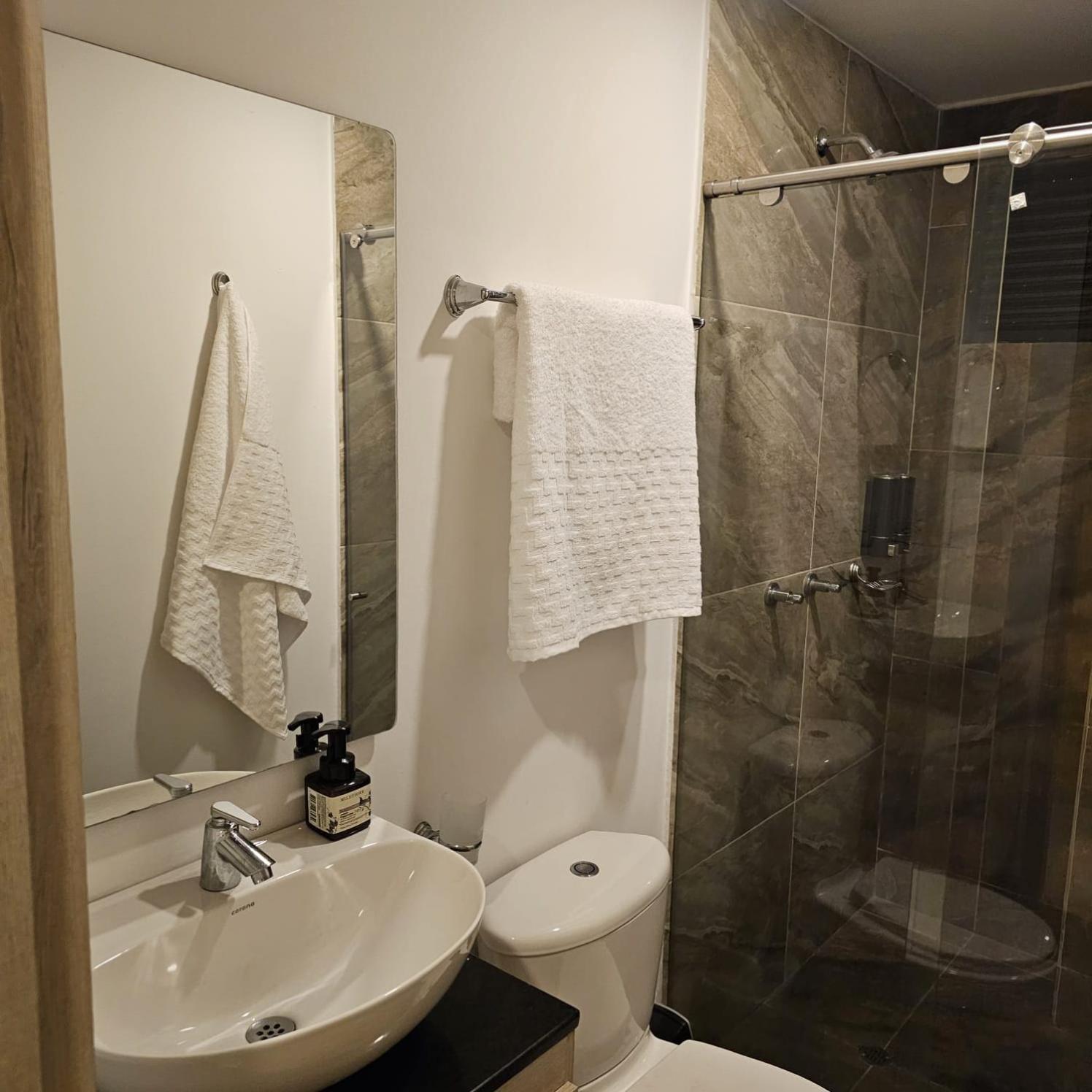 Restrepo Apartamento *